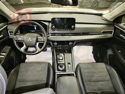 ميتسوبيشي اوتلاندر